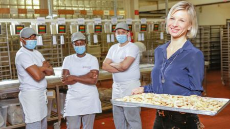 Hanna Kanne und ihr Team in der Backstube