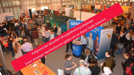 Absage Marktplatz Ausbildung Messestände und -besucher sowie Störbanner zur Absage