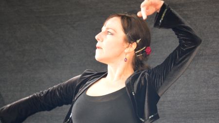 Flamenco Tänzerin in Aktion
