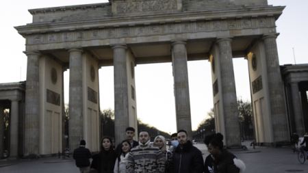 Gruppe vor dem Brandenburger Tor Gruppe vor dem Brandenburger Tor