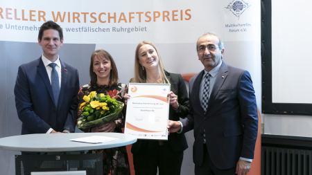 Sonderpreisträger Brockhaus AG mit Urkunde