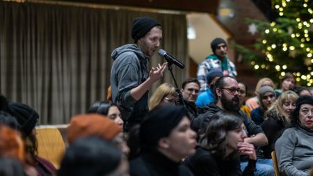 Frage aus dem Publikum junger Mann