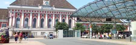 Bahnhof und Vorplatz in Hamm