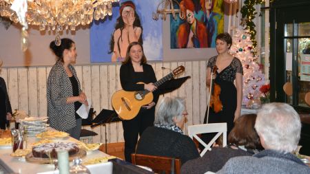Musikerinnen auf der Bühne