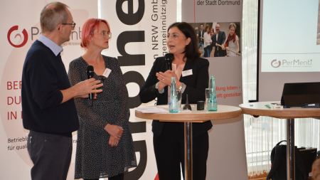 Im Gespräch mit Hatice Müller-Aras (Multikulturelles Forum) und Sarah Hinz (Agentur für Arbeit)