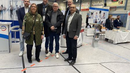 Gruppenfoto mit den Partnern der Mission Ausbildung