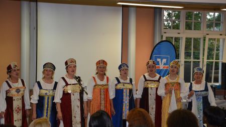 Sonderpreisträger Multi-Kulti-Preis 2013: Melodie 2004 Hamm e.V., Frauen in Tracht