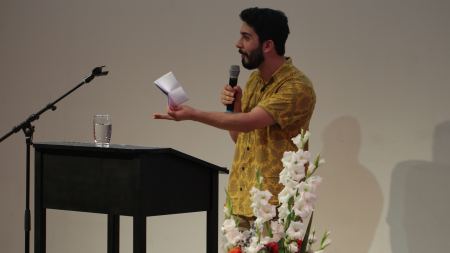 Ali Can bei der Verleihung des Multi-Kulti-Preises 2019 im Tanzhaus NRW in Düsseldorf