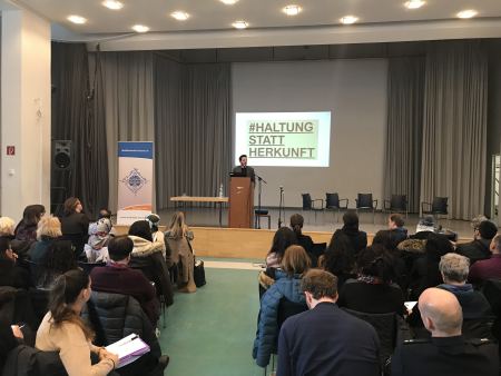 Vortrag zum Thema "Religion im Schulalltag" Vortrag zum Thema "Religion im Schulalltag"