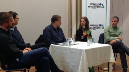 Gäste beim Podium "Was tun gegen Antisemitismus in Dortmund"